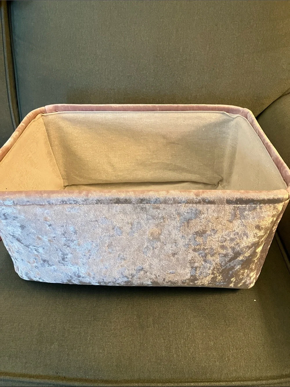 🩷Juicy Couture storage bin medium size pink Juicy dorm storage bin NWT